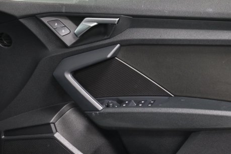 Audi A3 SPORTBACK TFSI TECHNIK 36