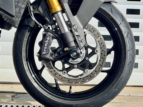 Suzuki GSX GSXS 1000 