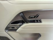 Land Rover Range Rover 4.4 Range Rover First Edition Auto 4WD 5dr 33
