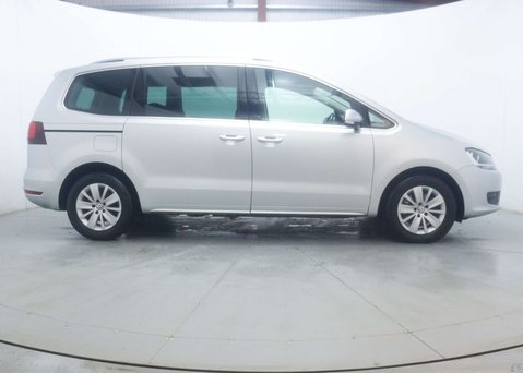 Volkswagen Sharan 1.4 Sharan SE Nav TSi Semi-Auto 5dr 16