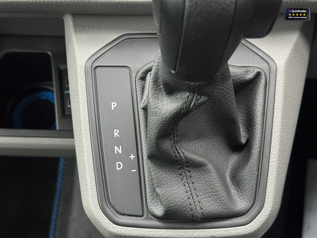 2022 Volkswagen TransporterCrew Cab SWB L1H1 T30 Tdi Kombi Highline Auto Air Con Sensors EURO 6 — thumbnail 39 of 51