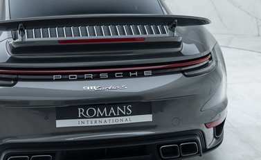 Porsche 911 Turbo S (992) 32