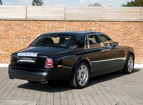 Rolls-Royce Phantom 5