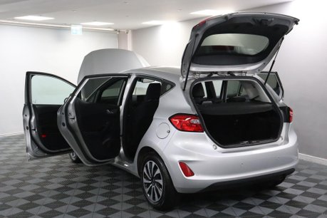 Ford Fiesta TITANIUM 21
