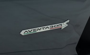 Lamborghini Aventador S LP 740-4 ROADSTER 34