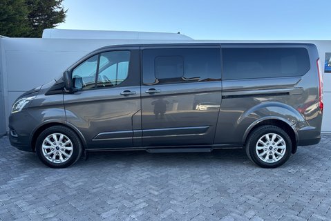 Ford Tourneo Custom 320 130 ps Titanium L2 9 Seater - Automatic 8