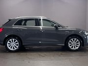 Audi Q3 1.5 TFSI CoD 35 Sport SUV 5dr Petrol Manual Euro 6 (s/s) (150 ps) 9