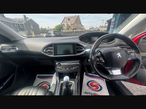 Peugeot 308 E-THP SW ALLURE 10