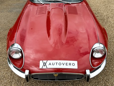 Jaguar E-Type 2+2 21