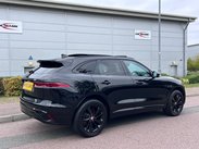 Jaguar F-Pace 2.0 D200 MHEV R-Dynamic SE Auto AWD Euro 6 (s/s) 5dr 3