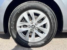 Skoda Fabia 1.0 Fabia SE Comfort TSi Semi-Auto 5dr 12