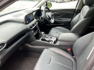 Hyundai SANTA FE 2.2 Santa Fe Premium SE CRDi Auto 4WD 5dr 36