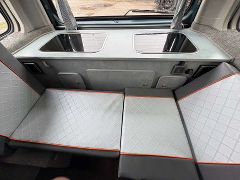 Mazda B 2.5 DIESEL AUTO 51