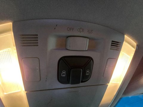 Toyota Vellfire 43