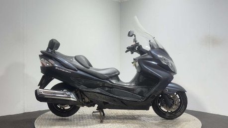 Suzuki Burgman 2013 14K PROJECT MAXI SCOOTER SPARES OR REPAIR 400CC 1