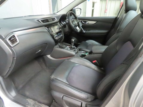 Nissan Qashqai 1.5 Qashqai Tekna dCi 5dr 8