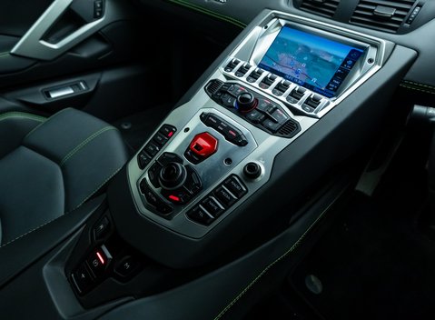 Lamborghini Aventador S LP 740-4 21