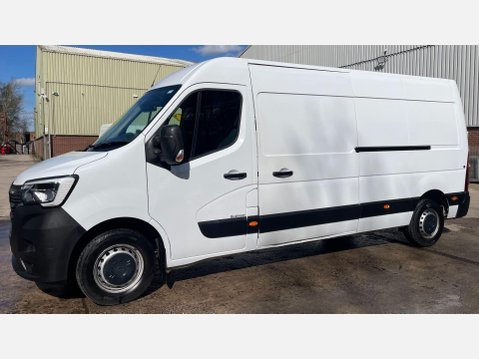Renault Master 2.3 dCi 35 Business FWD LWB Medium Roof Euro 6 4dr 19