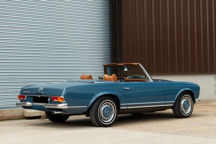 Mercedes-Benz SL 280 Pagoda 3