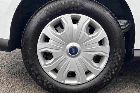 Ford Transit Connect 220 L1 Trend DCIV 100ps Tdci - Air Con 31