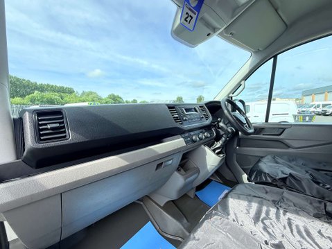 Volkswagen Crafter 2.0 Crafter CR35 Startline TDI 10