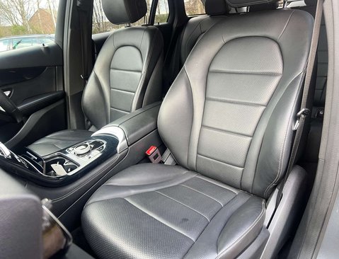 Mercedes-Benz GLC 2.0 GLC 250 Urban Edition 4Matic Auto 4WD 5dr 33