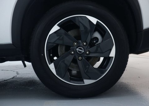 Nissan X-Trail 1.5 h e-POWER Acenta Premium SUV 5dr Petrol Hybrid Auto e-4ORCE Euro 6 (s/s 15