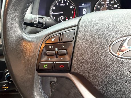 Hyundai TUCSON GDI SE NAV BLUE DRIVE 20