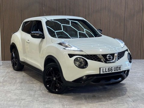 Nissan Juke 1.6 Juke N-Connecta CVT 5dr 10