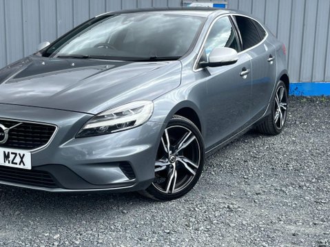 Volvo V40 2.0 T2 R-Design Pro Euro 6 (s/s) 5dr 24