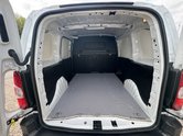 Peugeot e-Partner AUTO 50Kwh [SOLD KH] SWB L1H1 LR Professional Premium Plus Air Con Sensors 9