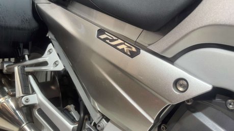 Yamaha FJR1300 2007 42K PANNIERS NEW MOT WARRANTY TOURER COMMUTER BIKE 30