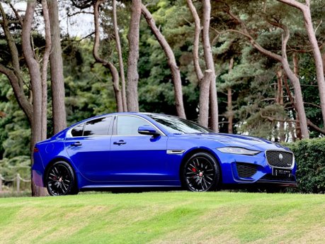 Jaguar XE R-DYNAMIC HSE 31