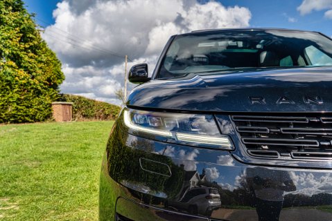 Land Rover Range Rover Sport 3.0 Range Rover Sport Autobiography D MHEV Auto 4WD 5dr 18