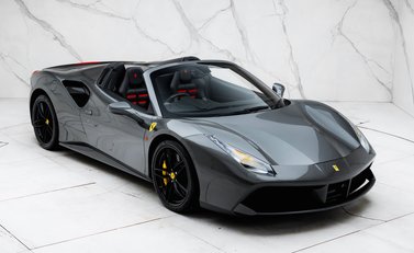 Ferrari 488 SPIDER 14