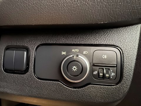 Mercedes-Benz Sprinter 2.0 Sprinter 315 Premium CDI LWB 16
