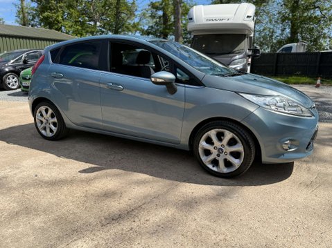 Ford Fiesta 1.4 Fiesta Titanium Auto 5dr 9