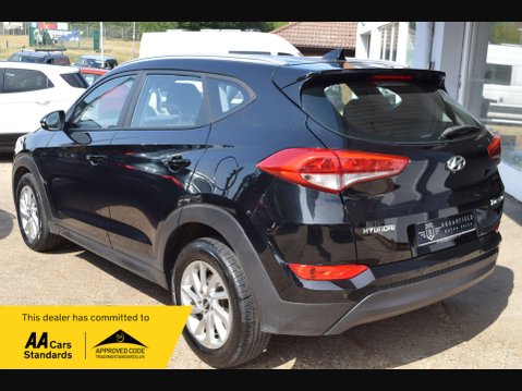 Hyundai TUCSON 1.7 Tucson SE Nav Blue Drive 2WD CRDi Semi-Auto 5dr 5