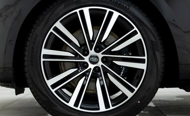 Land Rover Range Rover P510e First Edition 8