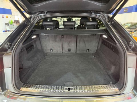 Audi Q8 3.0 TDI V6 50 S line SUV 5dr Diesel Tiptronic quattro Euro 6 (s/s) (286 ps) 39