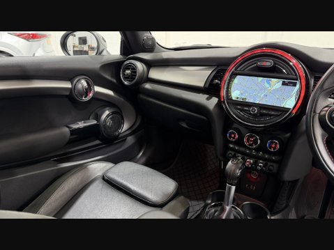 Mini Hatch COOPER S 70