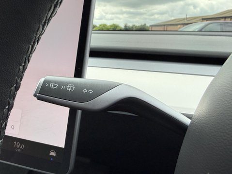Tesla Model 3 (Dual Motor) Performance Saloon 4dr Electric Auto 4WDE (Performance Upgrade 36