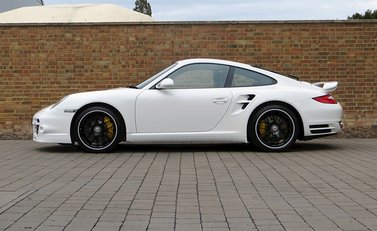 Porsche 911 (997) Turbo S 13