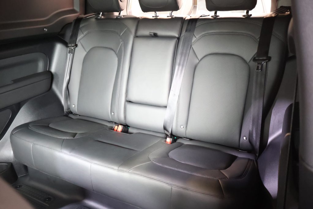 Land Rover Defender 90 DEMO  HARD TOP 350  X-DYNAMIC HSE s 20k spend inc genuine rear seat   36