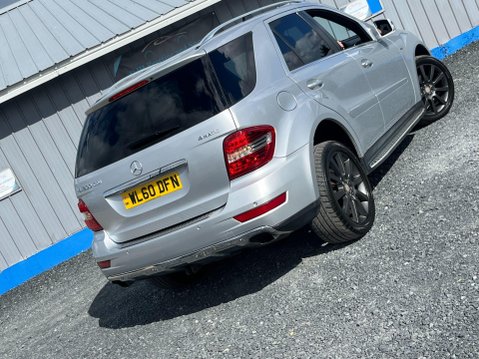 Mercedes-Benz M Class 3.0 ML300 CDI V6 BlueEfficiency Grand Edition G-Tronic 4WD Euro 5 5dr 44