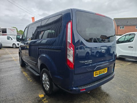 Ford Tourneo Custom 320 ZETEC ECOBLUE 5