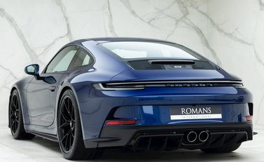 Porsche 911 (992) GT3 Touring 3