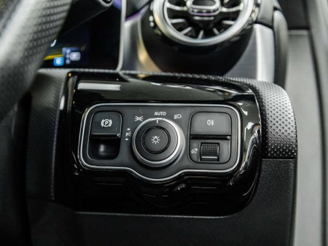 Mercedes-Benz A Class 2.0 A35 AMG (Premium Plus) Hatchback 5dr Petrol SpdS DCT 4MATIC Euro 6 (s/s 53