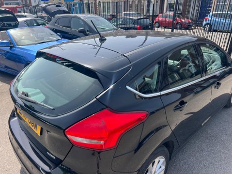 Ford Focus 1.0T EcoBoost Titanium Auto Euro 6 (s/s) 5dr 14