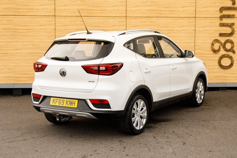 MG ZS EXCITE 2
